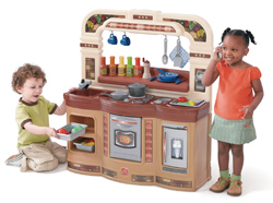 Lifestyle-Gourmet-Kitchen-w_-kids-tn